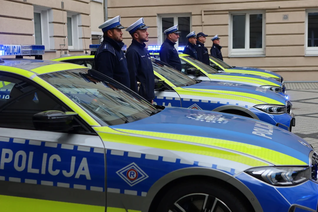 Nowe radiowozy dla Wielkopolskiej Policji