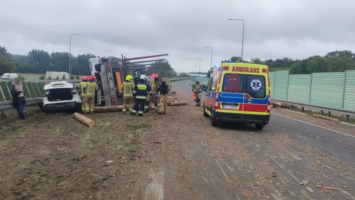 Wypadek na drodze ekspresowej S5