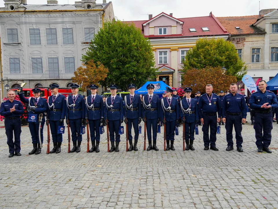 Uczniowie z Konina powalczą o mistrzostwo Polski w musztrze